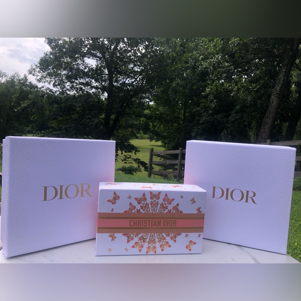 Dior Gift Boxes (All 3 Included) - Picture 6 of 7